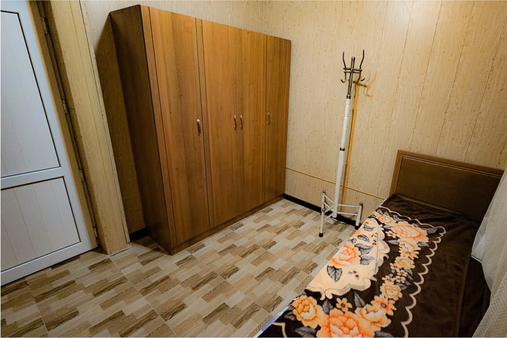 Standard House · Photo 4