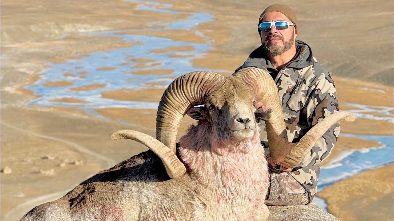 Giants of the Pamirs: Marco Polo Argali & Siberian Ibex Hunt